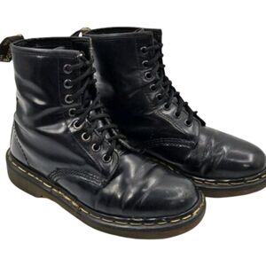 Vintage Doc Dr Martens 1460 US Mens 6 Made in England Boots Shiny Black Leather